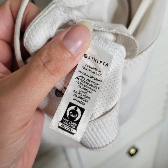 Athleta Powervita Superstrap Strappy Mesh Detail White Sports Bra MEDIUM EUC - Picture 8 of 9